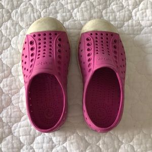 Native pink toddler shoes